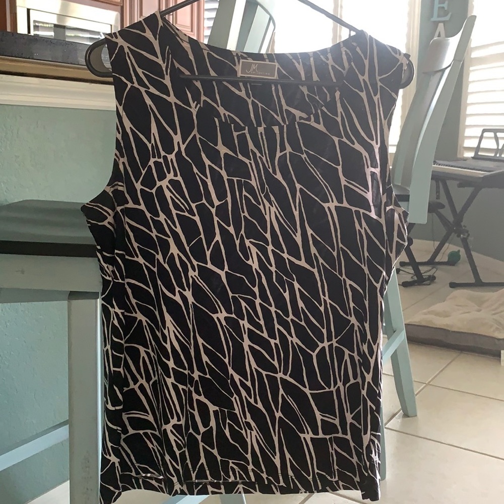 Women’s dress top